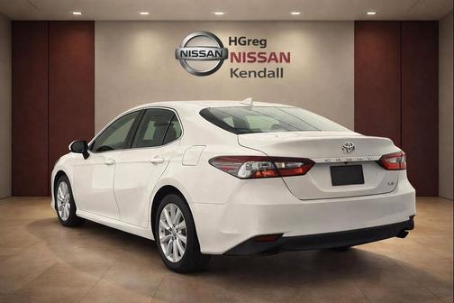Ice Cap 2023 Toyota Camry LE
