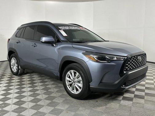 2023 Toyota Corolla Cross LE