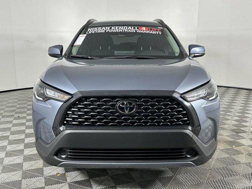 2023 Toyota Corolla Cross LE