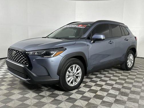 2023 Toyota Corolla Cross LE