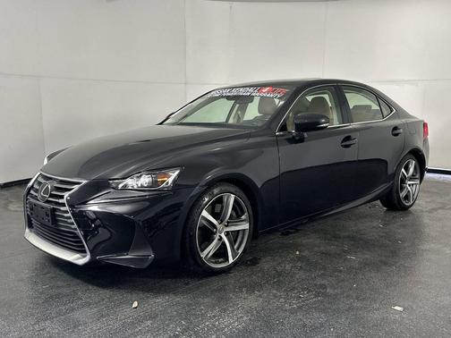 2018 Lexus IS 300 Base