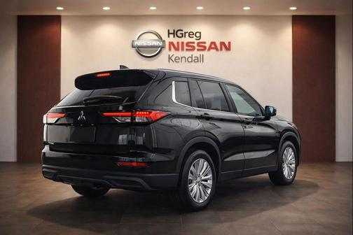 2023 Mitsubishi Outlander ES 2.5 2WD