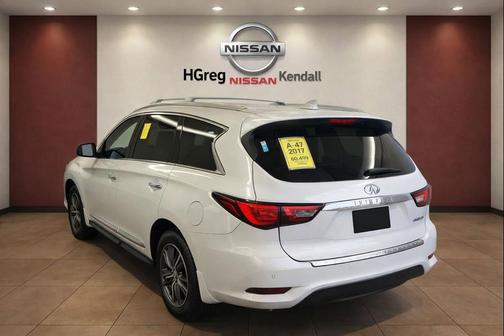 Majestic White 2017 INFINITI QX60 Base