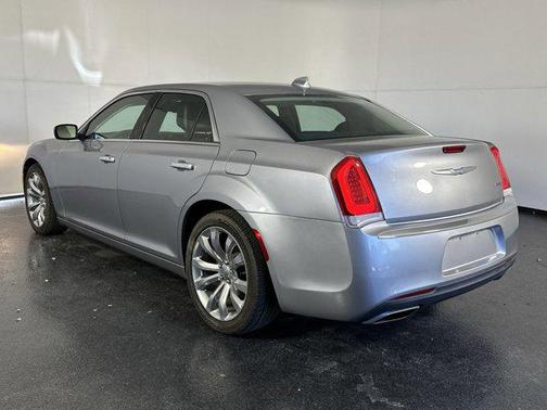 2018 Chrysler 300 Limited