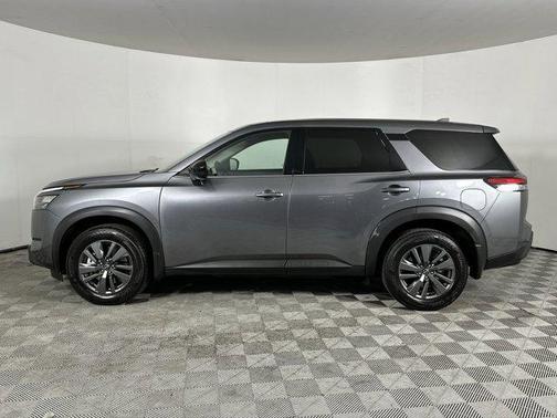 2024 Nissan Pathfinder S FWD