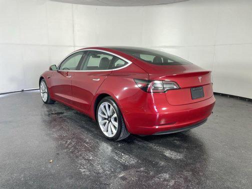 2019 Tesla Model 3 Standard Range