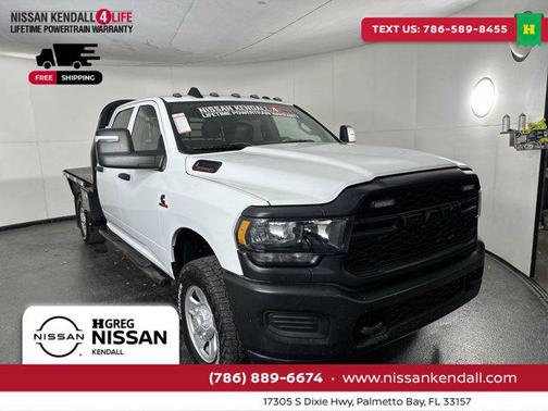2023 RAM 2500 Tradesman Crew Cab 4x4 8' Box