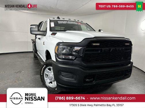 2023 RAM 2500 Tradesman Crew Cab 4x4 8' Box