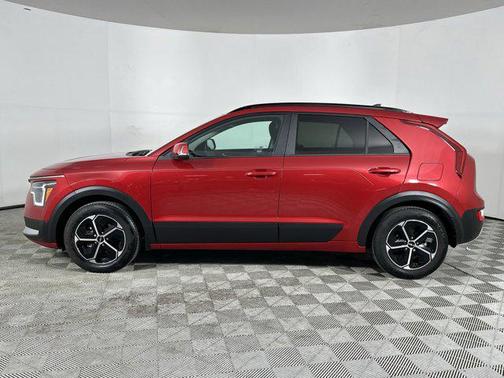 2024 Kia Niro EX