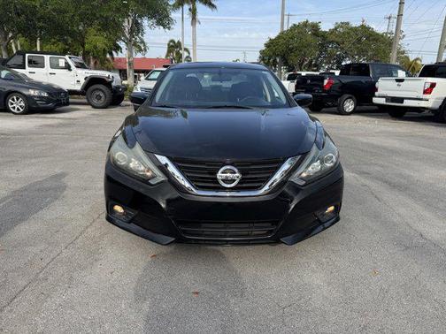 2018 Nissan Altima 2.5 SR