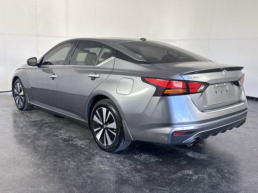 2021 Nissan Altima 2.5 SL