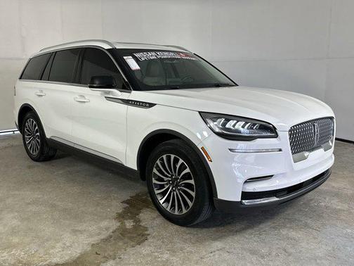 2022 Lincoln Aviator Standard