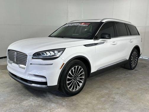 2022 Lincoln Aviator Standard