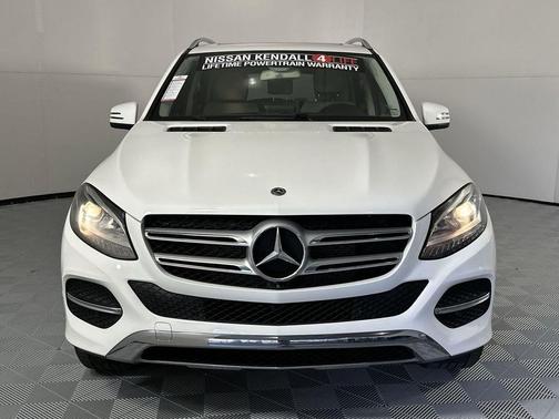 Polar White 2019 Mercedes-Benz GLE 400 Base 4MATIC