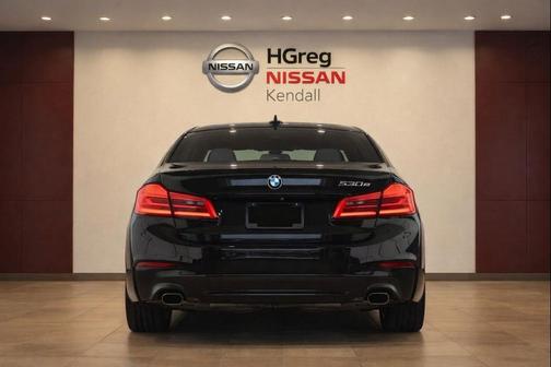 Jet Black 2018 BMW 530e iPerformance