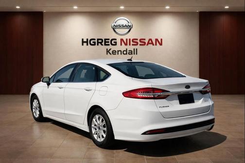 OXFORD WHITE 2018 Ford Fusion S