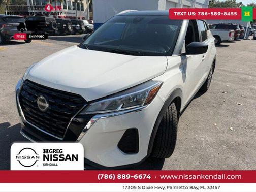 2022 Nissan Kicks SV