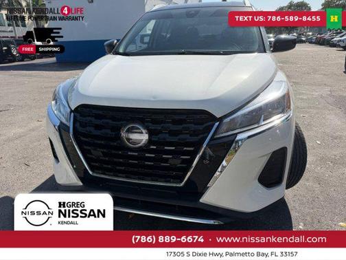 2022 Nissan Kicks SV