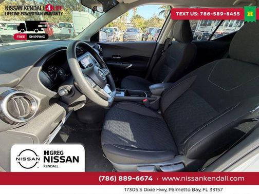 2022 Nissan Kicks SV