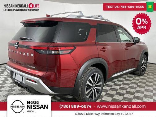 2025 Nissan Pathfinder Platinum FWD