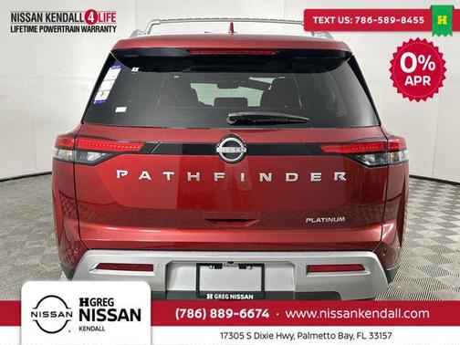 2025 Nissan Pathfinder Platinum FWD
