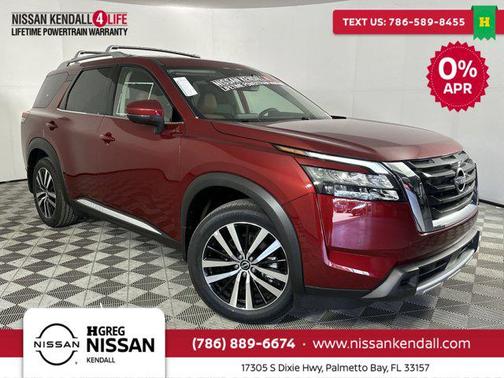 2025 Nissan Pathfinder Platinum FWD