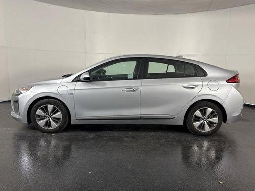 2019 Hyundai IONIQ Plug-In Hybrid Base