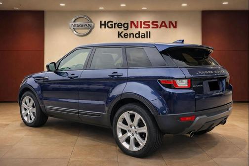 Loire Blue Metallic 2017 Land Rover Range Rover Evoque SE
