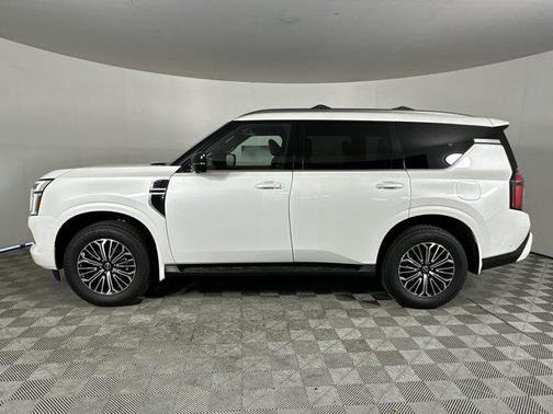 2025 Nissan Armada SL 2WD