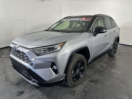 2021 Toyota RAV4 Hybrid SE