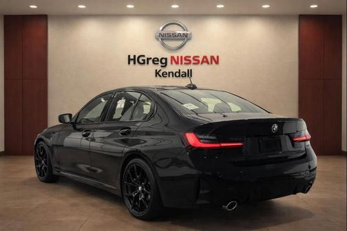 2026 BMW 330 xDrive NA