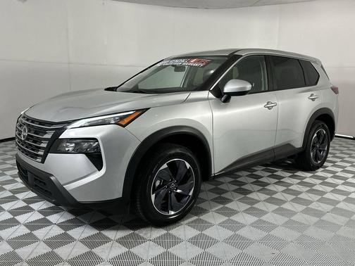 Brilliant Silver Metallic 2024 Nissan Rogue SV
