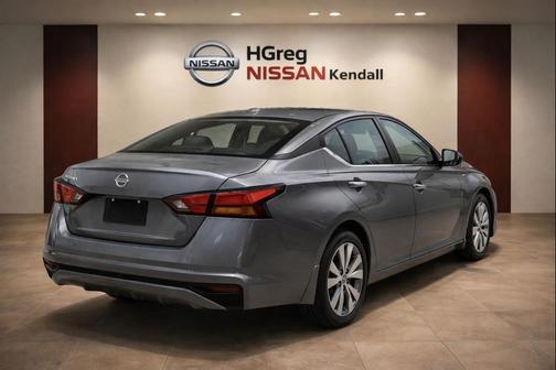Gun Metallic 2024 Nissan Altima S FWD
