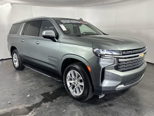 2023 Chevrolet Suburban Premier