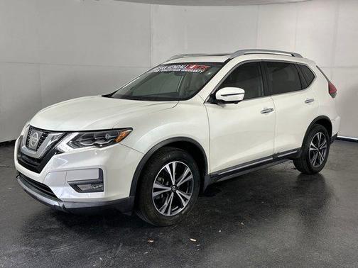 2017 Nissan Rogue SL