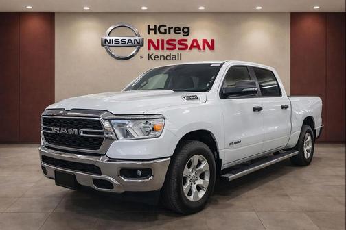 Bright White Clearcoat 2023 RAM 1500 Big Horn/Lone Star