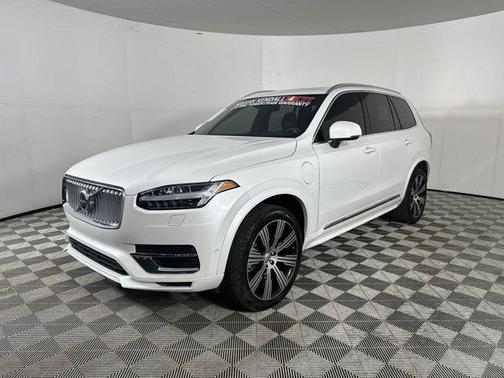 2024 Volvo XC90 Recharge Plug-In Hybrid T8 Plus Bright Theme 7-Seater