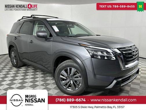 2025 Nissan Pathfinder SV FWD