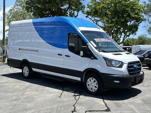 2022 Ford Transit-350 Base