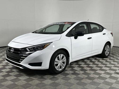 2025 Nissan Versa 1.6 S