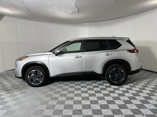 Brilliant Silver Metallic 2024 Nissan Rogue SV
