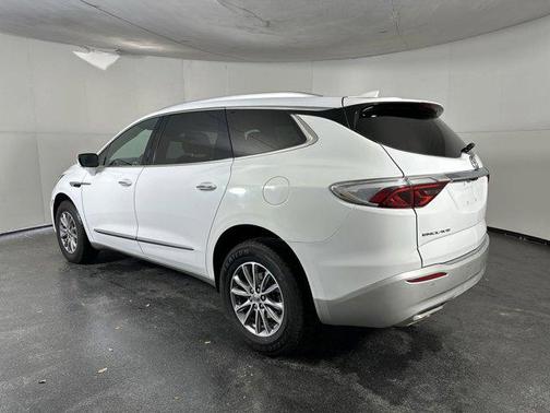 2024 Buick Enclave Premium FWD