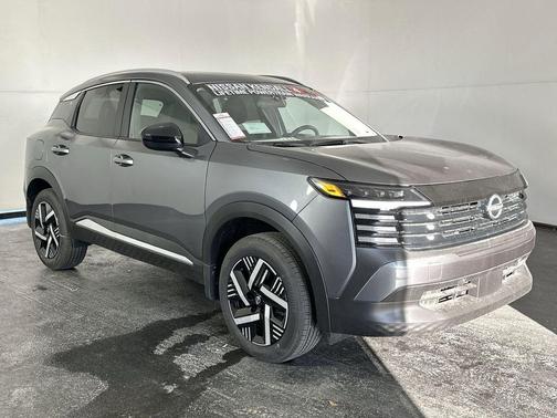 Gun Metallic 2026 Nissan Kicks SV