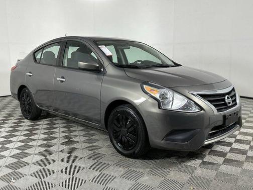 2017 Nissan Versa 1.6 SV