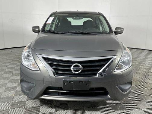 2017 Nissan Versa 1.6 SV