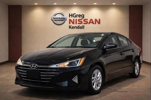 2019 Hyundai ELANTRA SE