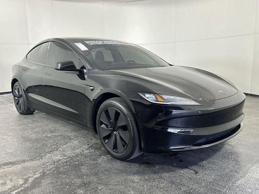 2025 Tesla Model 3 Long Range