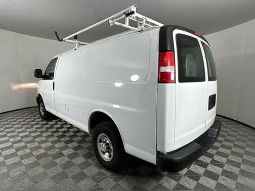 2020 Chevrolet Express 2500 RWD 2500 Regular Wheelbase WT