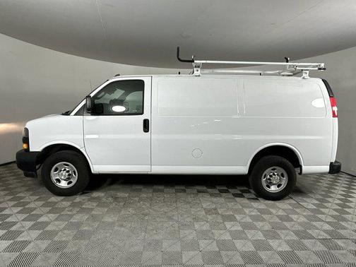 2020 Chevrolet Express 2500 RWD 2500 Regular Wheelbase WT