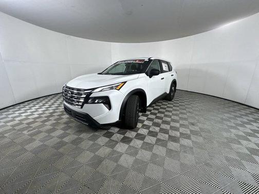 2025 Nissan Rogue S